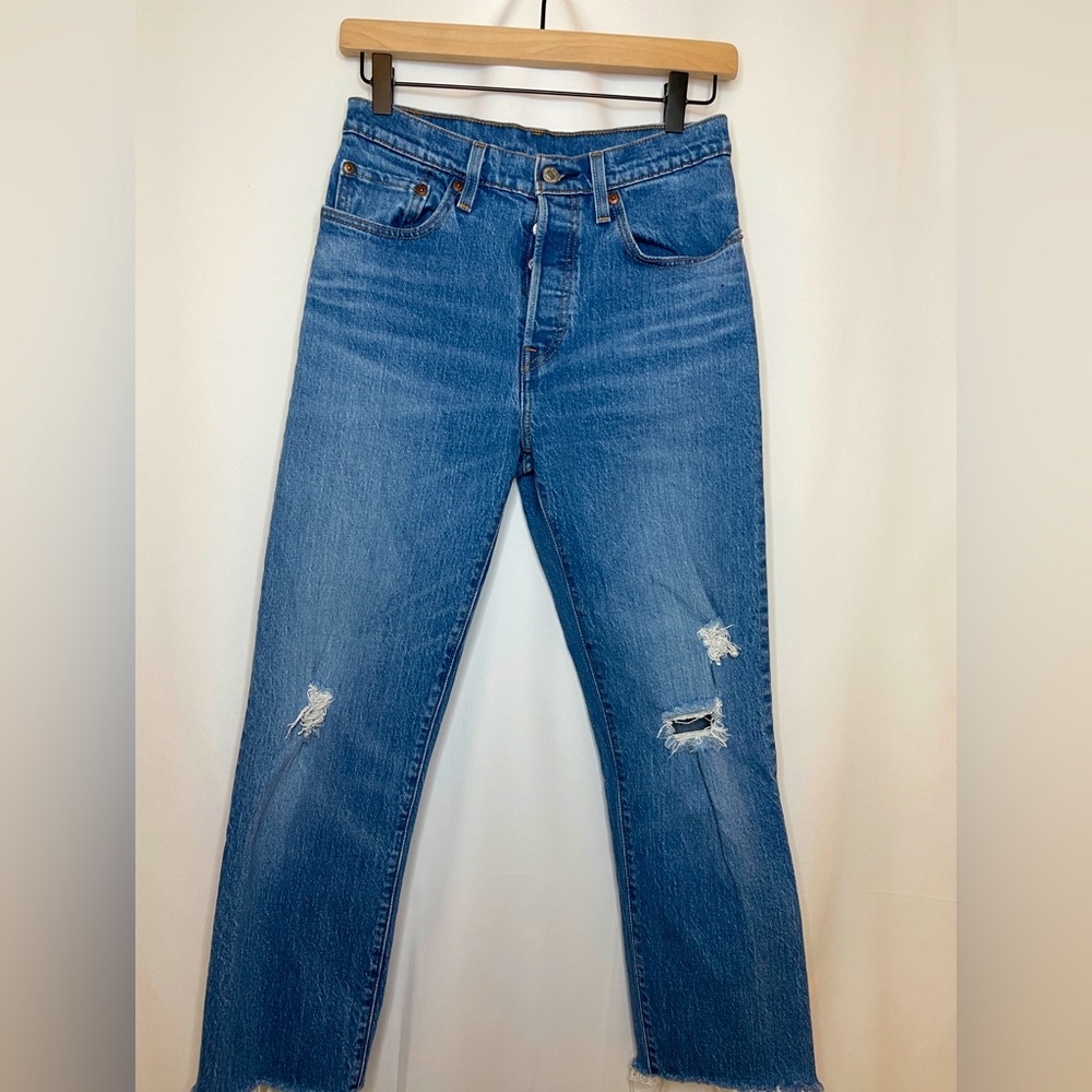 Levi’s 501 Women’s Medium Wash Destroyed Raw Hem Jeans
